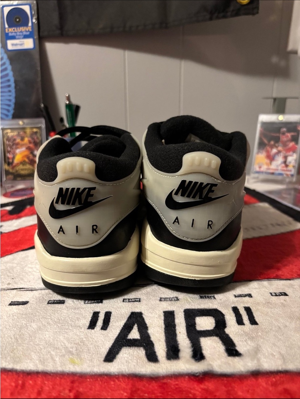 Jordan 4 RM